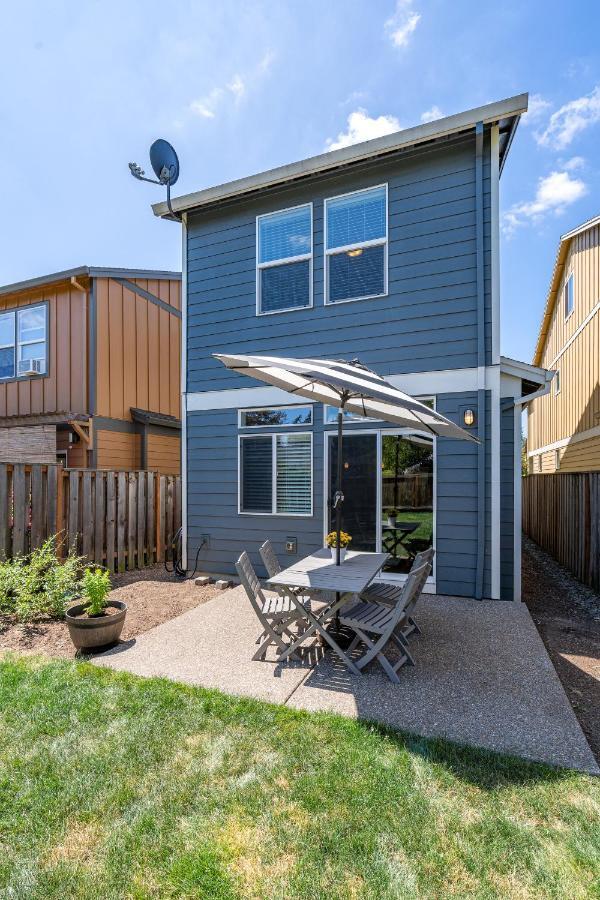 Modern Home, Four Bedrooms, King Beds Tigard Exterior foto